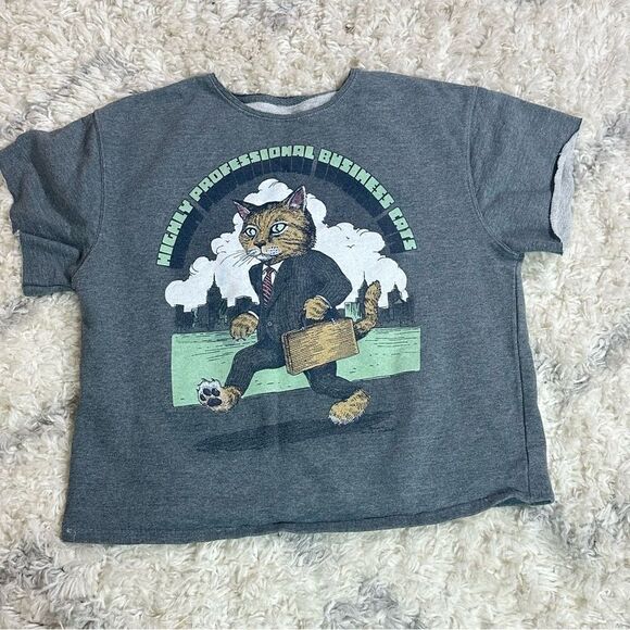 Gray Cat Graphic Women's Tee - Picture 1 of 7